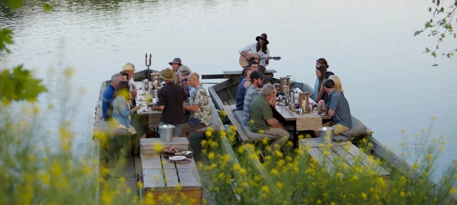 Wide view of supper aboard the batteaux