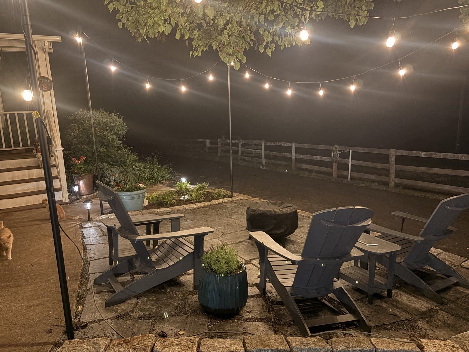 Meadowview Suite patio at night with fog
