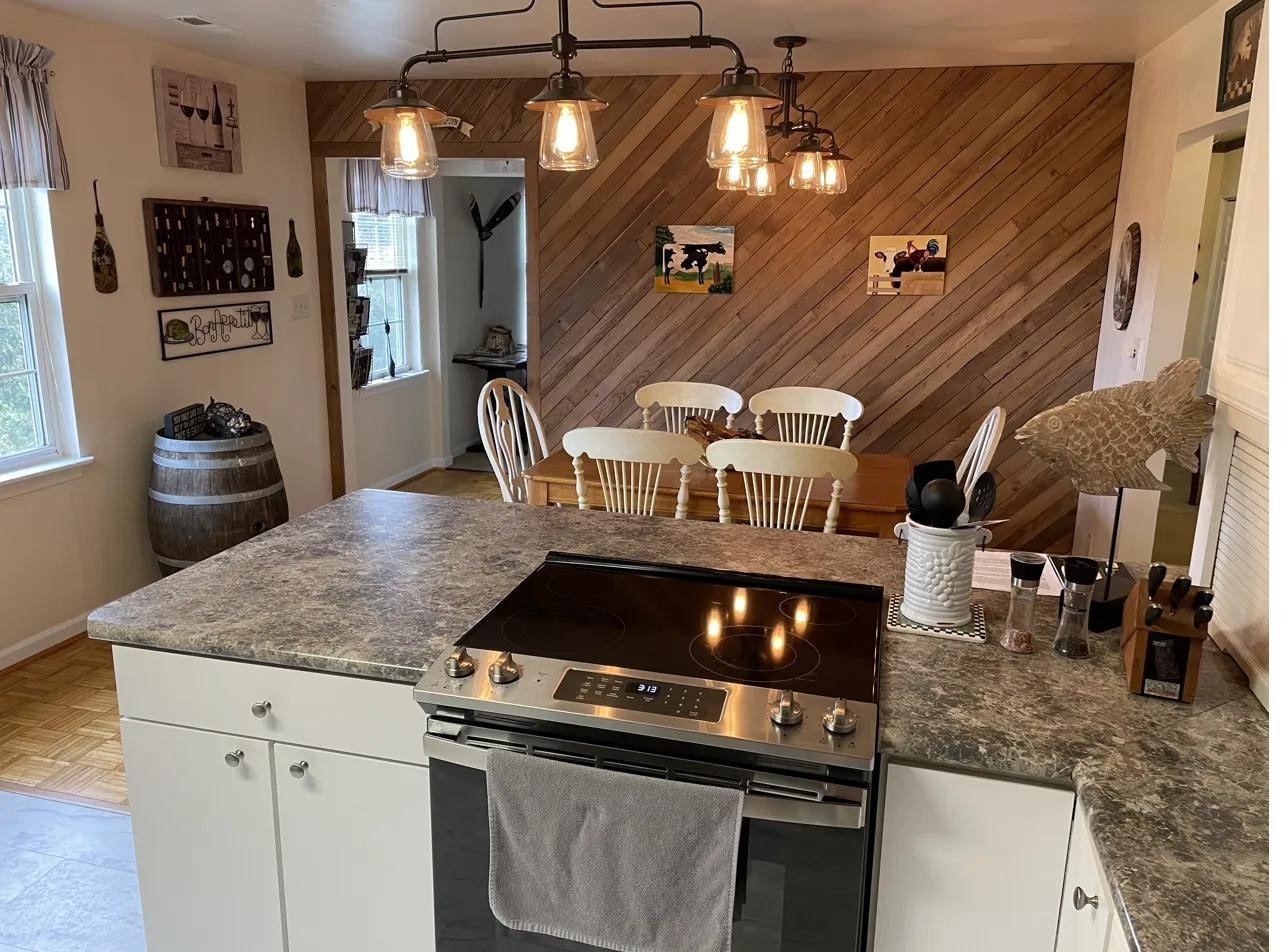 Riverview kitchen range and appliances